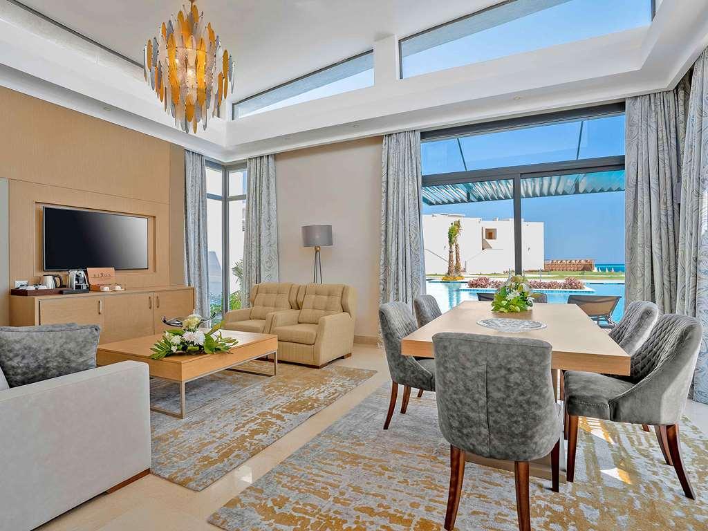 Rixos Premium Magawish Suites And Villas Хургада Стая снимка